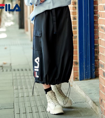 Online Exclusive Women's FILA Logo Skirt
